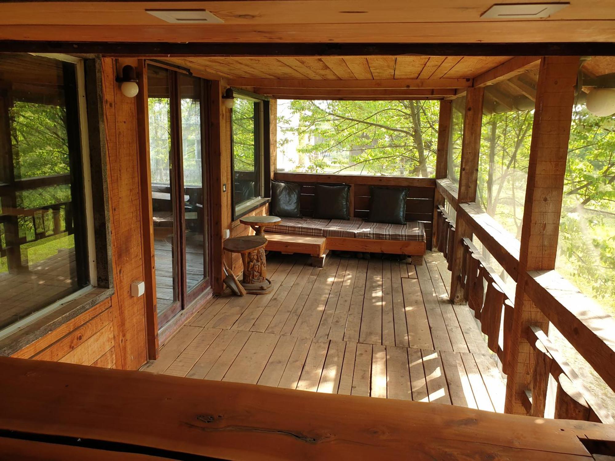 Log Cabin Belgrad Exteriör bild